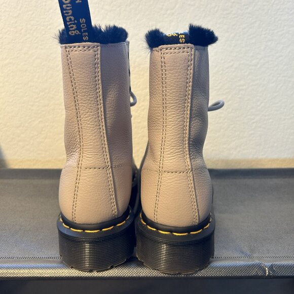 Dr Martens boots - 1460 Serena - fur lined - women's size 7 - taupe - Picture 4 of 5